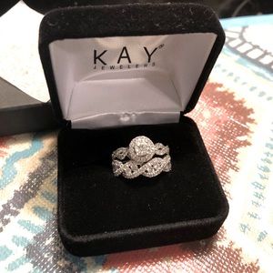 Kay’s Wedding Ring Set